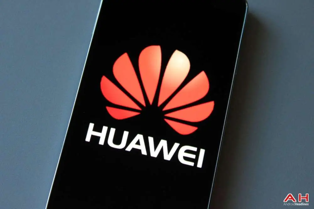 Huawei P8 может выйти в двух версиях