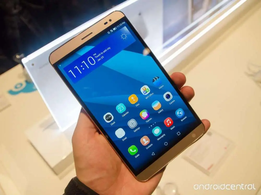 Фаблетка от Huawei - MediaPad X2