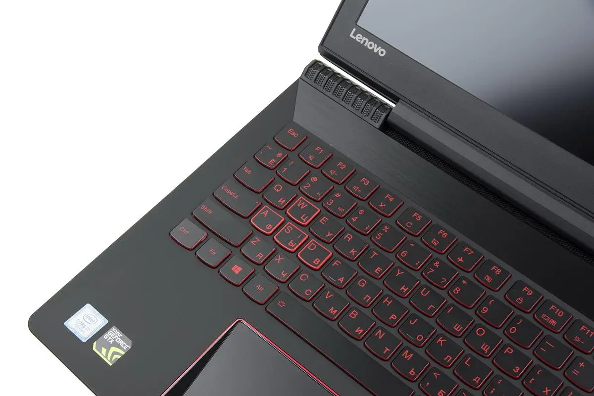 Играй и&nbsp;побеждай: обзор геймерского ноутбука Lenovo Legion Y520