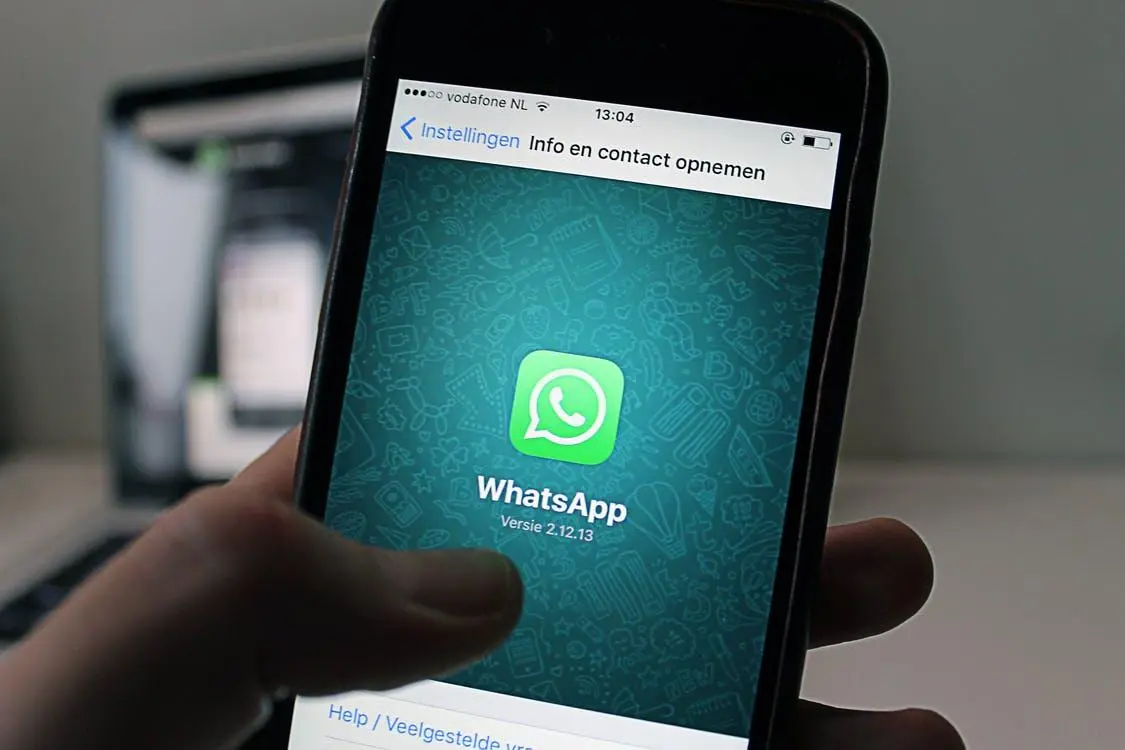 Как узнать время прочтения сообщения в WhatsApp?