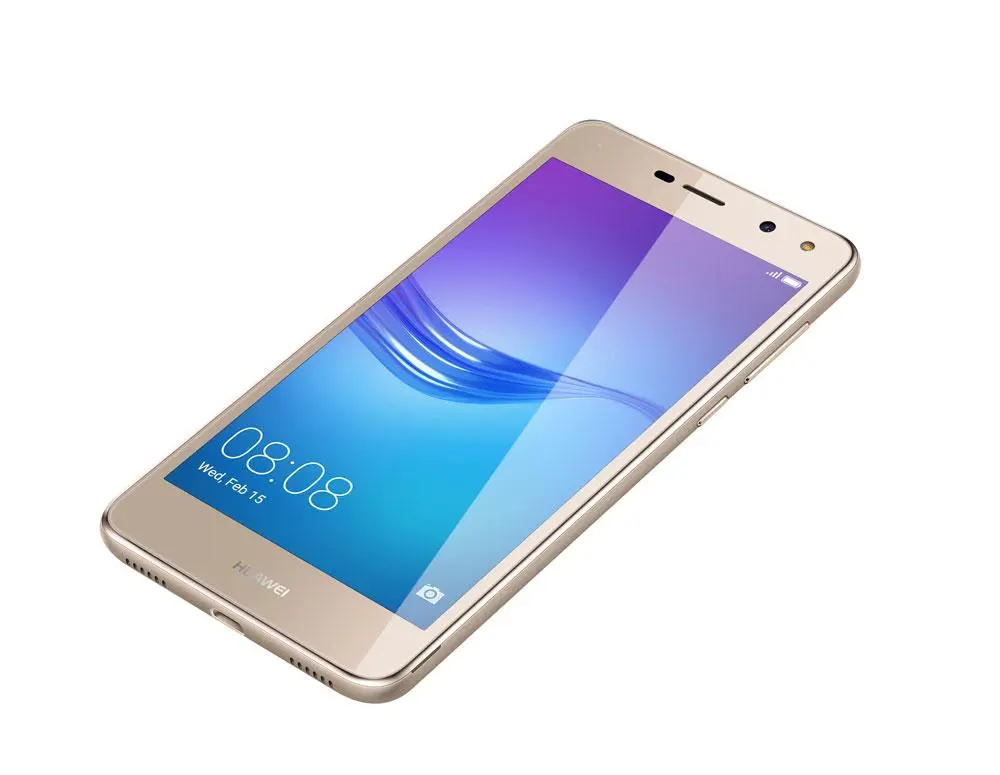 Huawei Y5 поступает в продажу в России