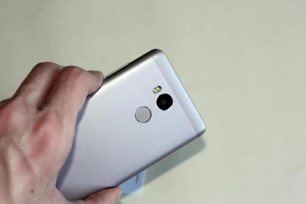 Обзор смартфона Xiaomi Redmi 4 Prime - перед ним сложно устоять