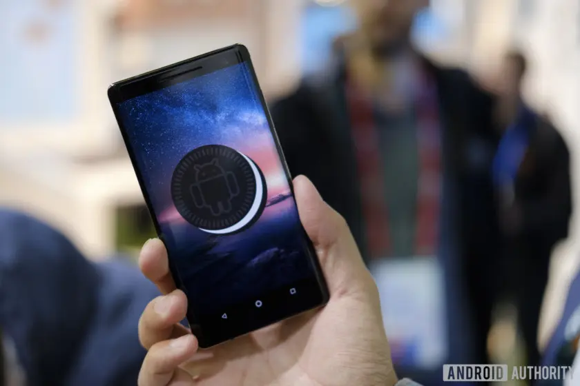 Список лучших смартфонов со&nbsp;стоковым Android