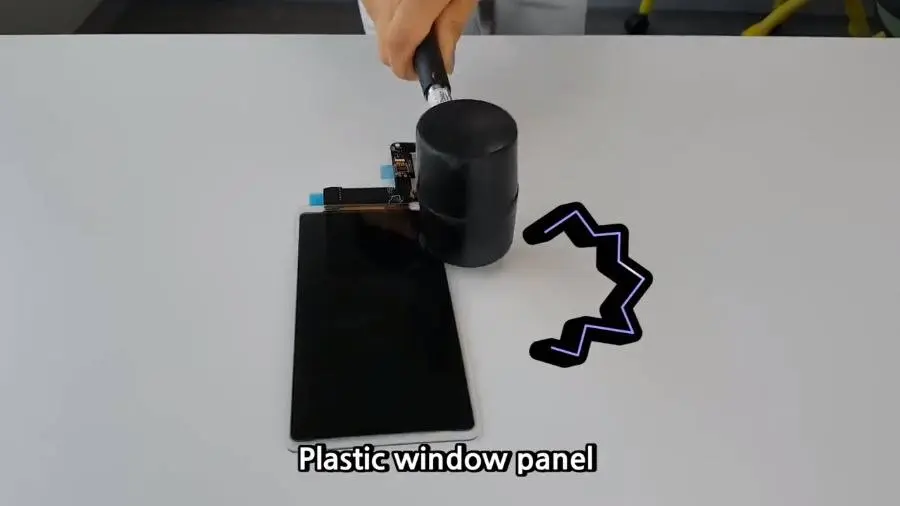 Samsung подстёыбвает Gorilla Glass. По делу ли?