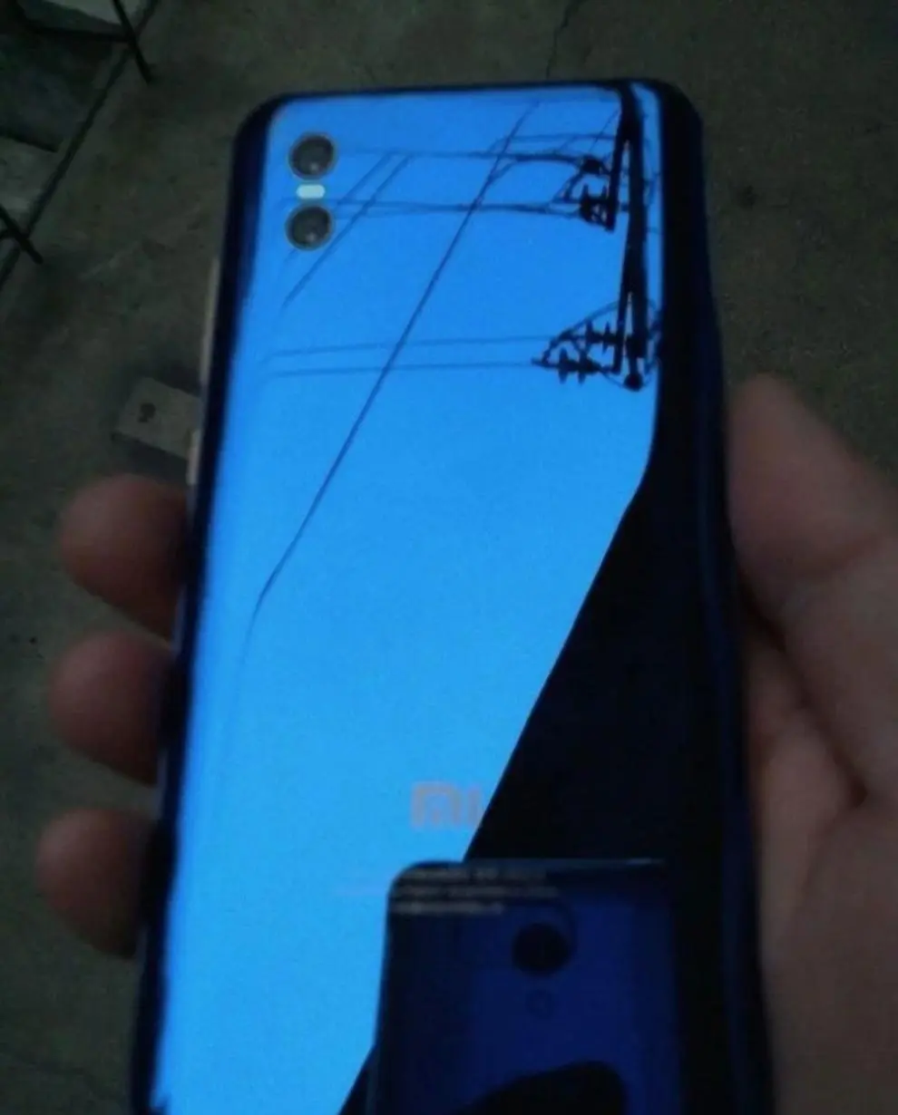 Xiaomi Mi 7 уже можно увидеть на фото