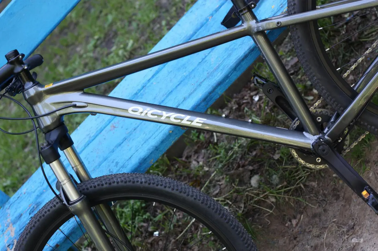 Горный велосипед Xiaomi QiCycle XC650 Smart Mountain Bike можно купить дешевле, чем в Китае