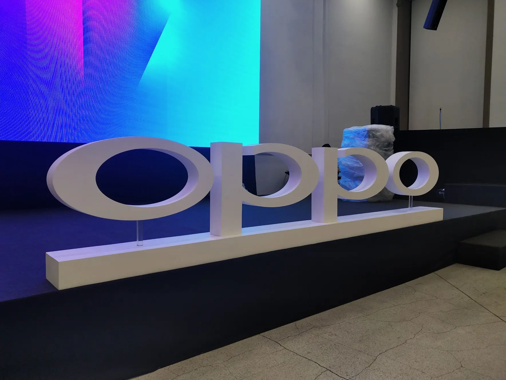 Смартфоны OPPO RX17 Pro и RX17 впечатлили российскую публику