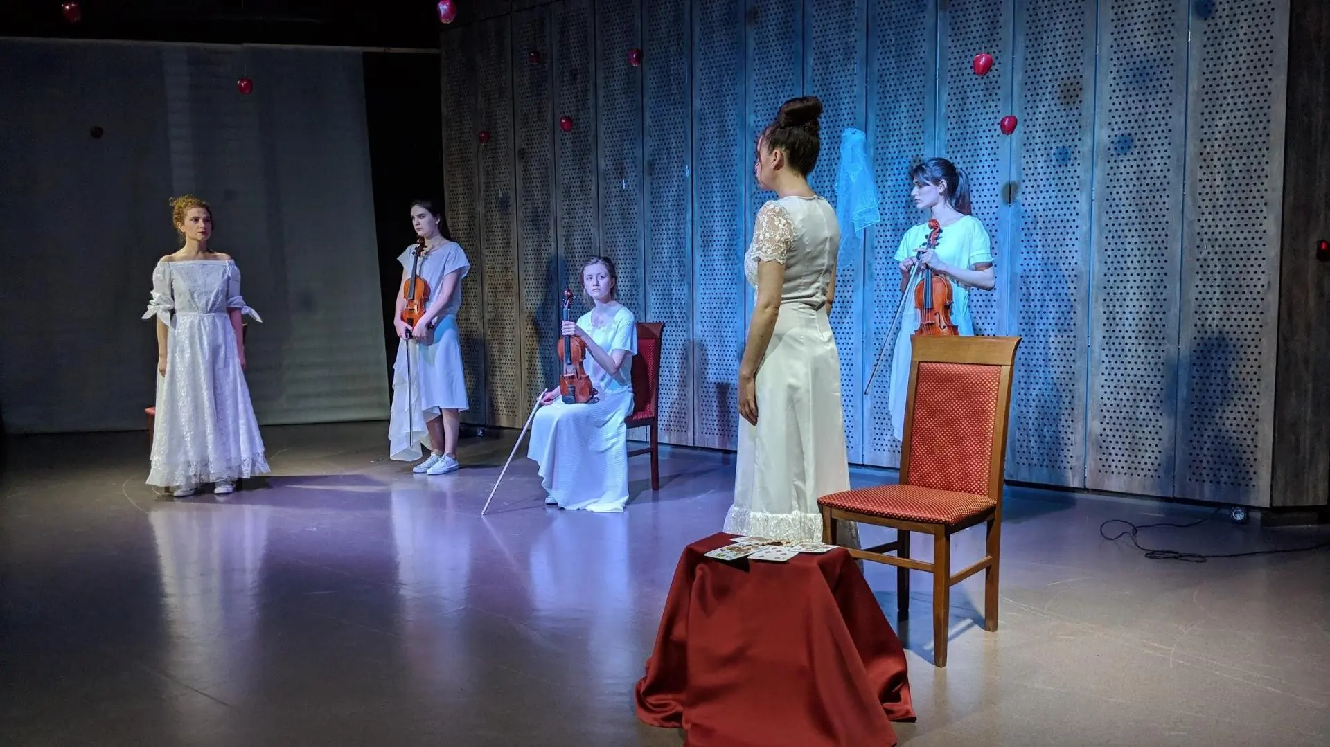 Гоголь на&nbsp;стероидах: Женитьба или совершенно невероятное событие