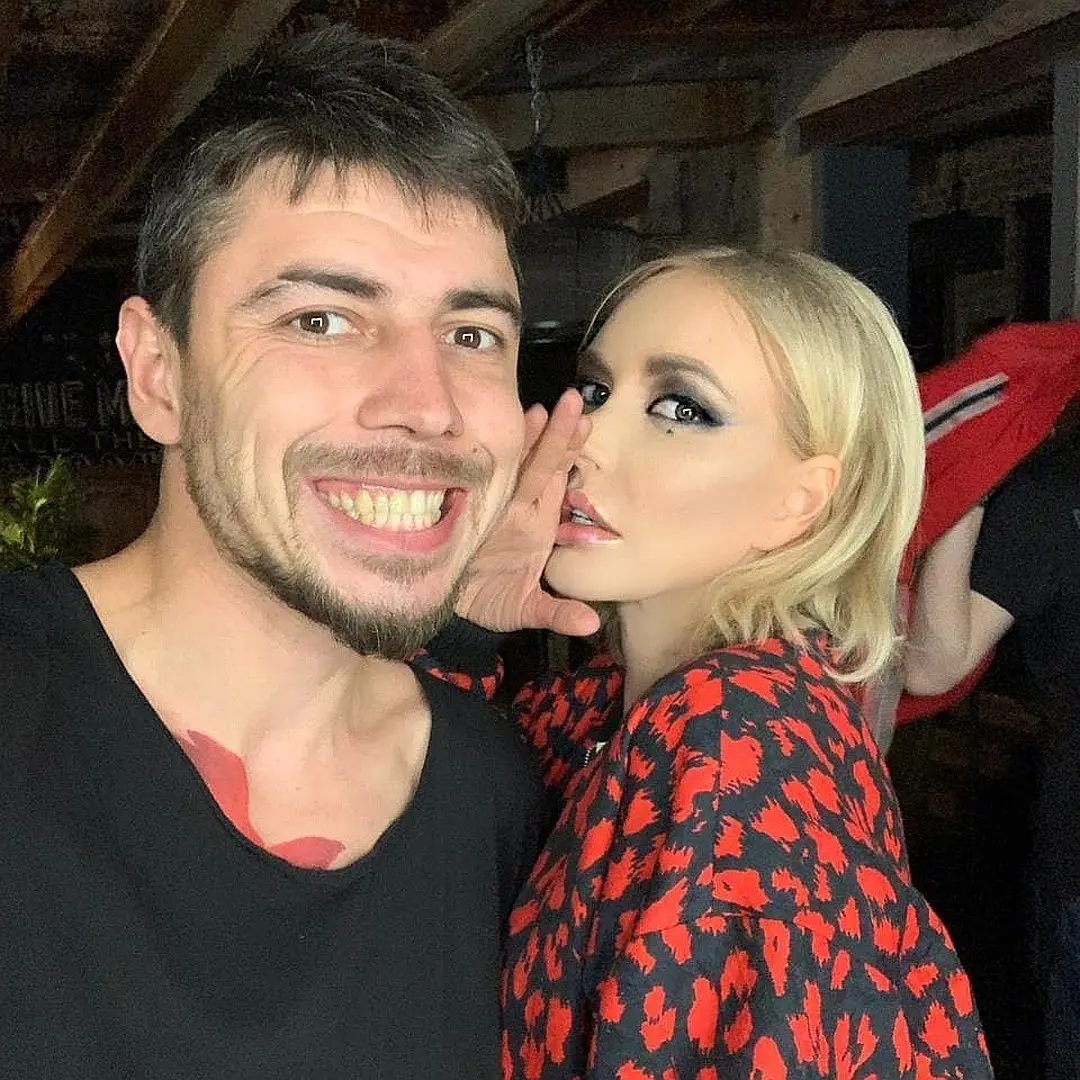 Правда ли Маша Малиновская раздевается и позирует для мужского журнала?