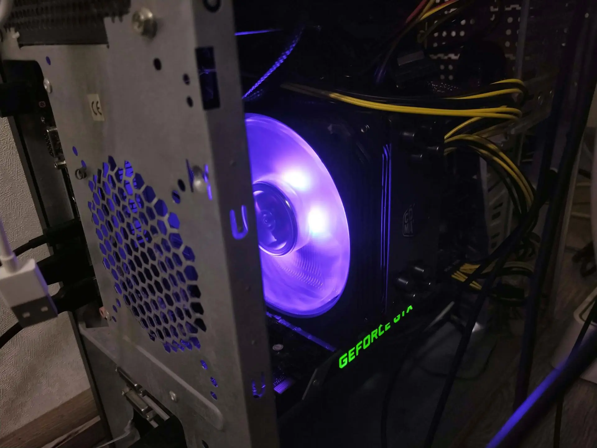 Обзор кулера Cooler Master Hyper 212 RGB Black Edition: заметно охладил и&nbsp;ускорил Intel Core i5-8500