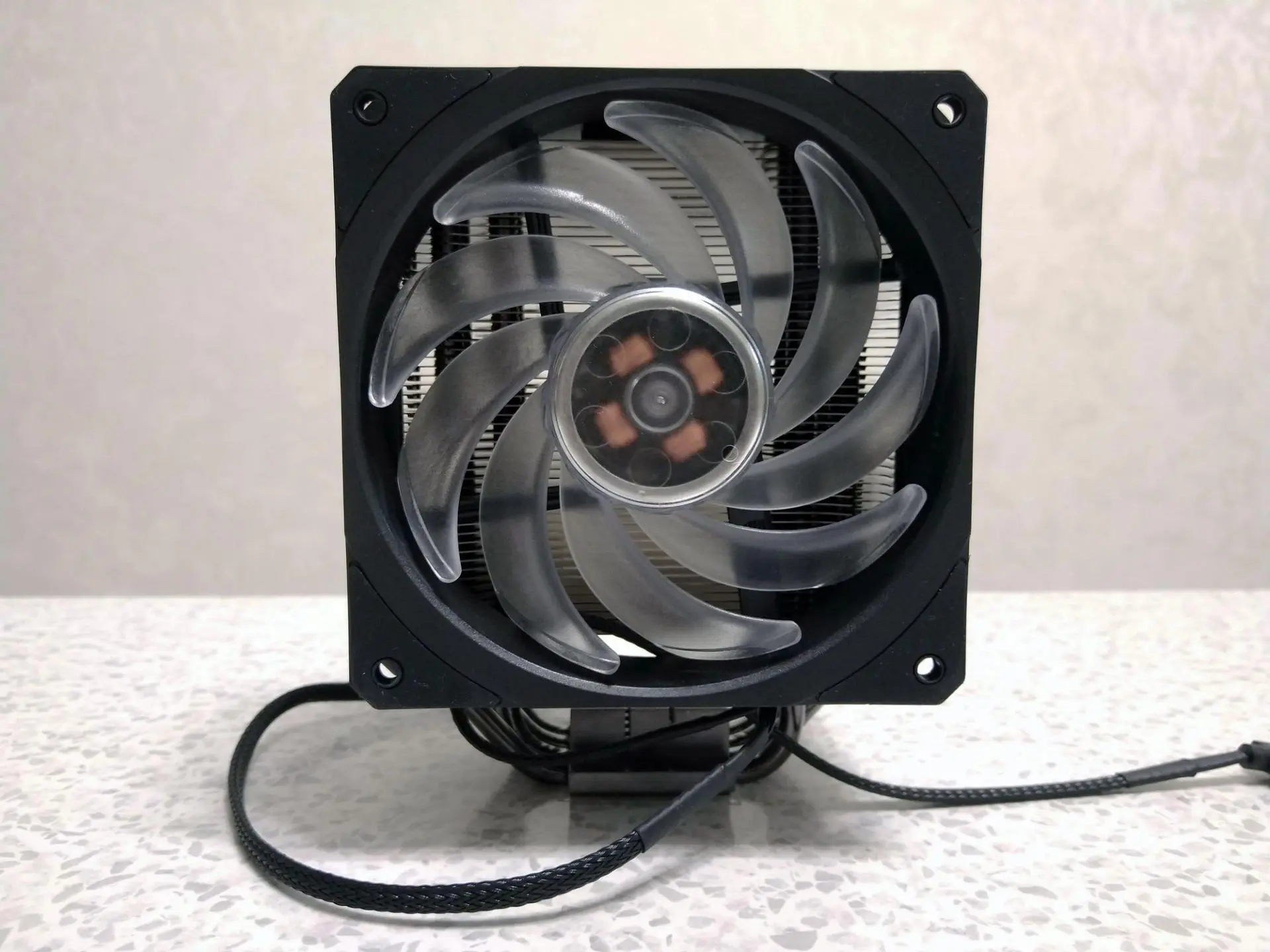 Обзор кулера Cooler Master Hyper 212 RGB Black Edition: заметно охладил и&nbsp;ускорил Intel Core i5-8500