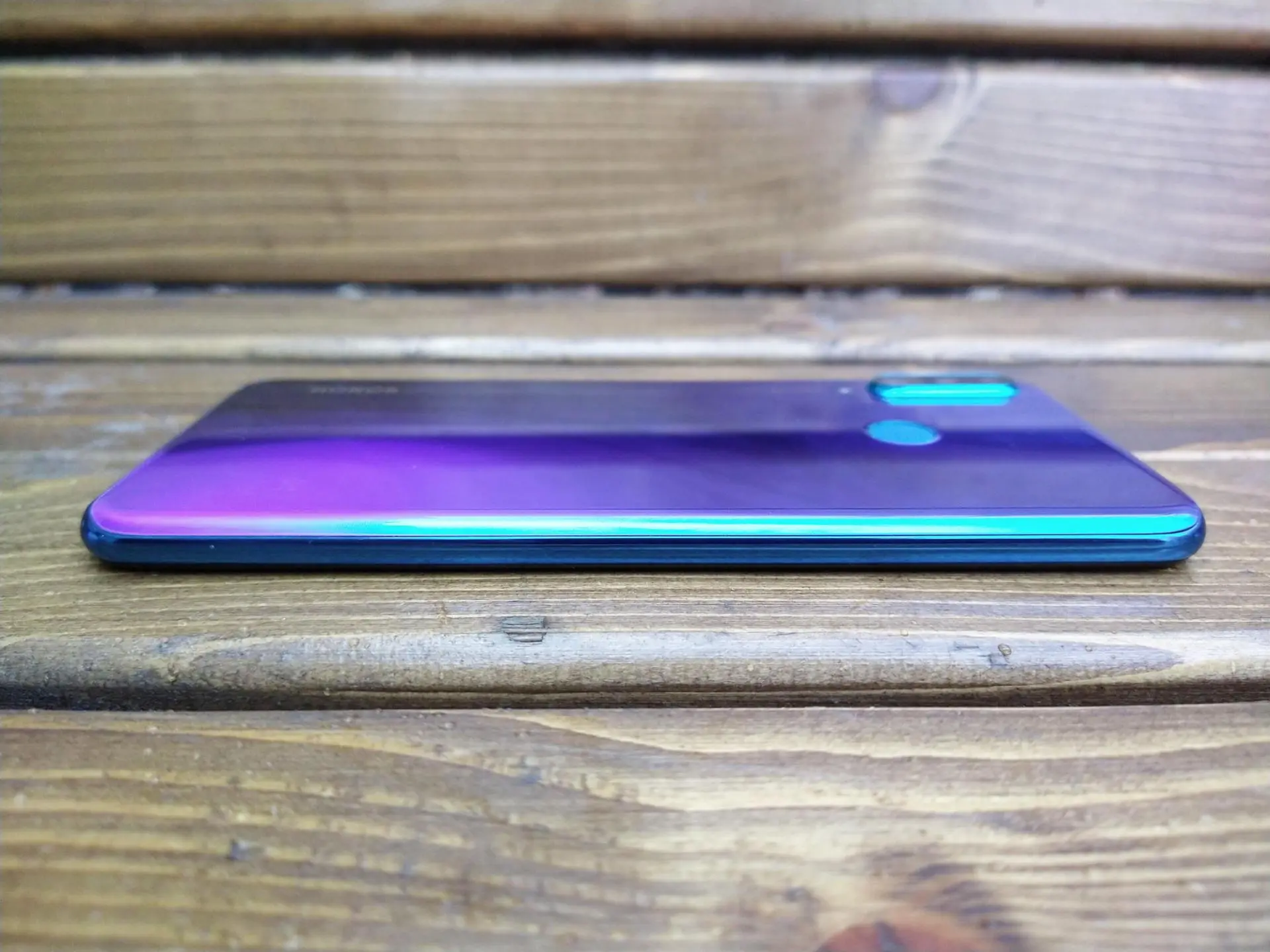 Обзор смартфона Honor 20s