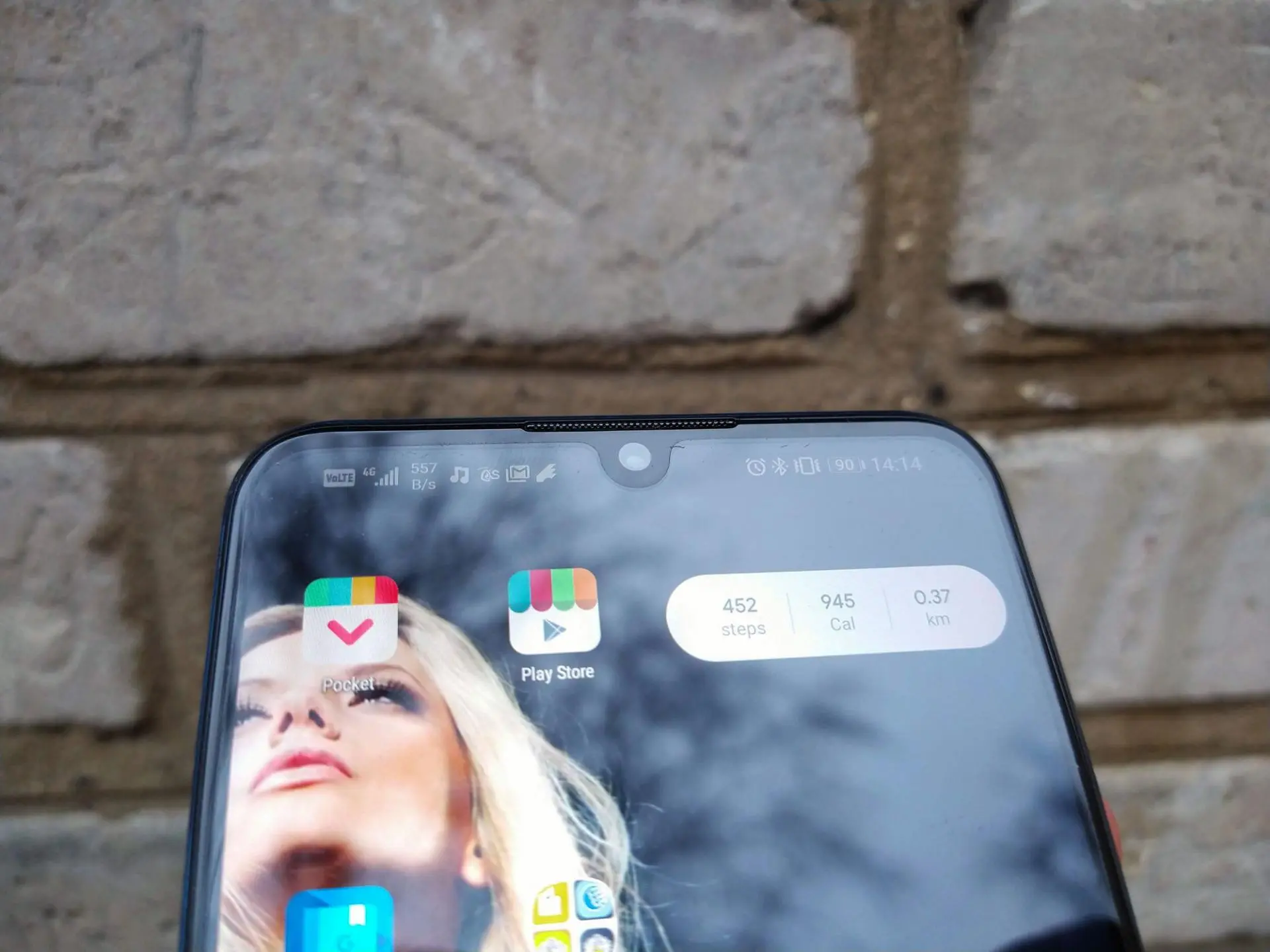 Обзор смартфона Honor 20s
