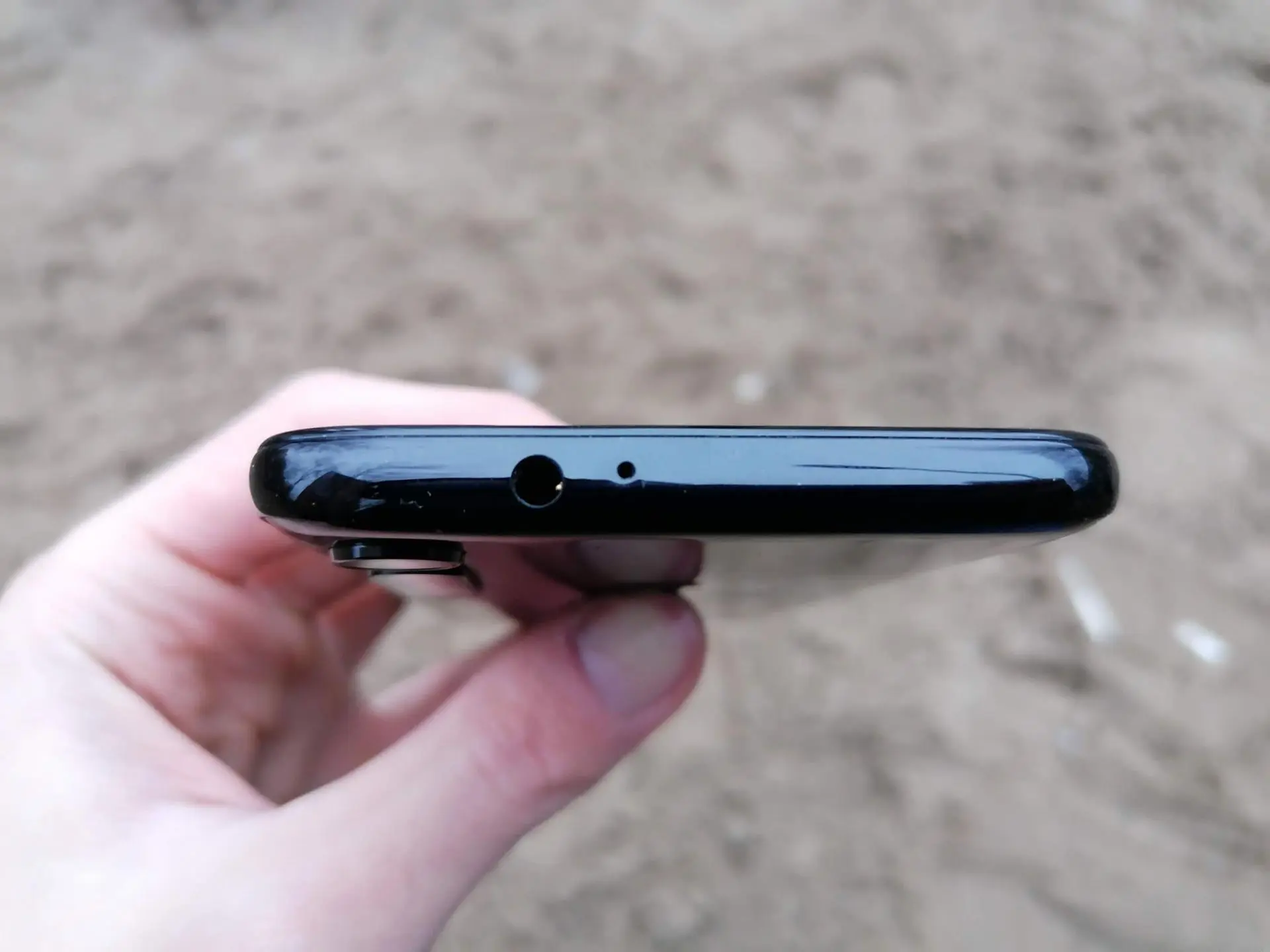 Обзор смартфона Motorola Moto G8 Plus