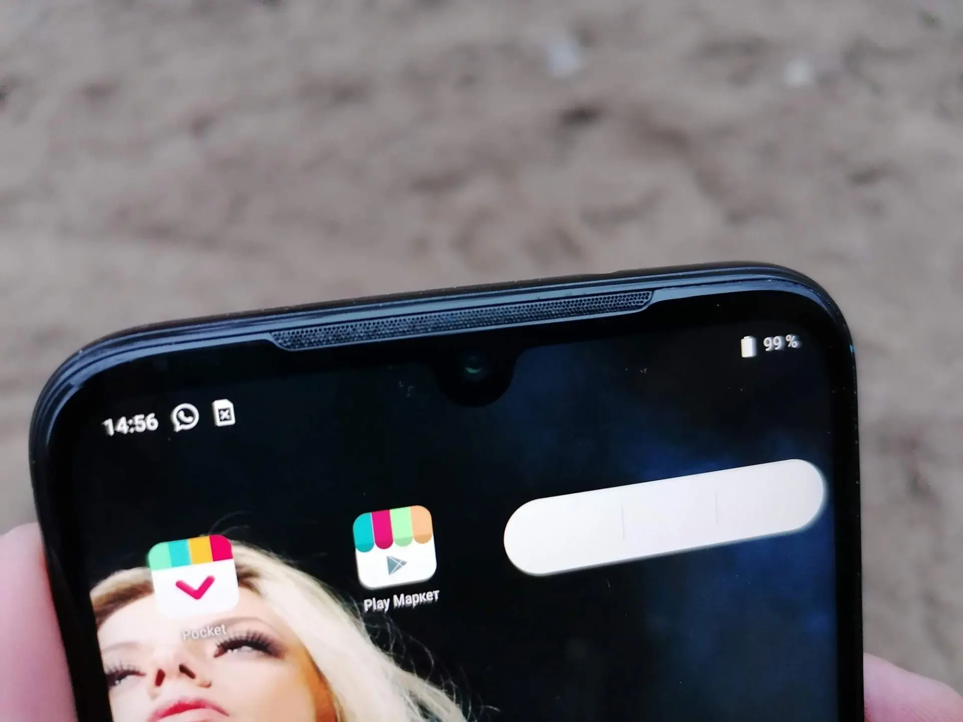 Обзор смартфона Motorola Moto G8 Plus