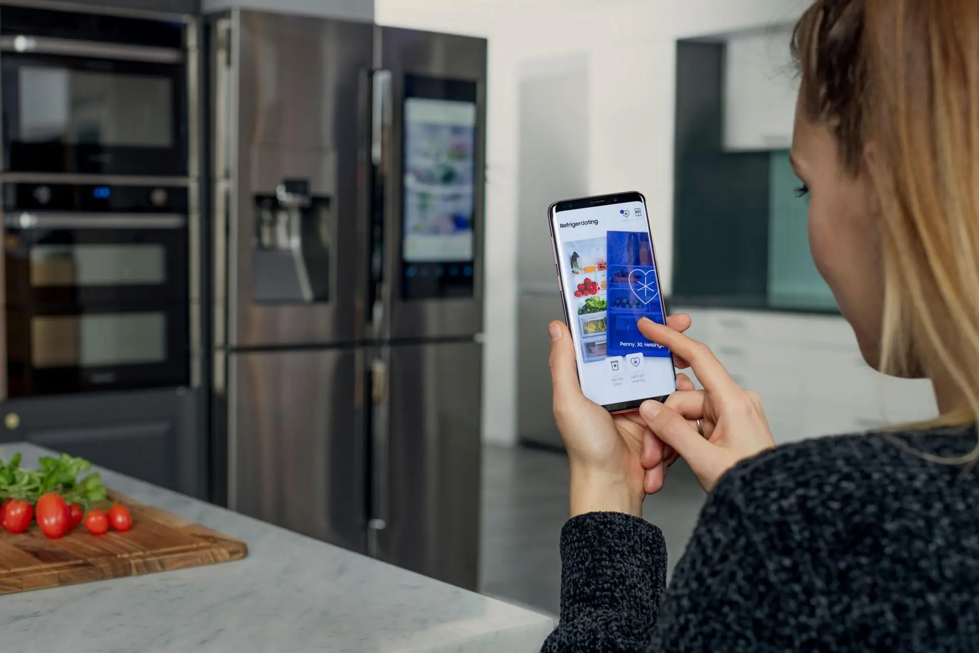 Samsung запустила приложение знакомств Refrigerdating по содержимому холодильника