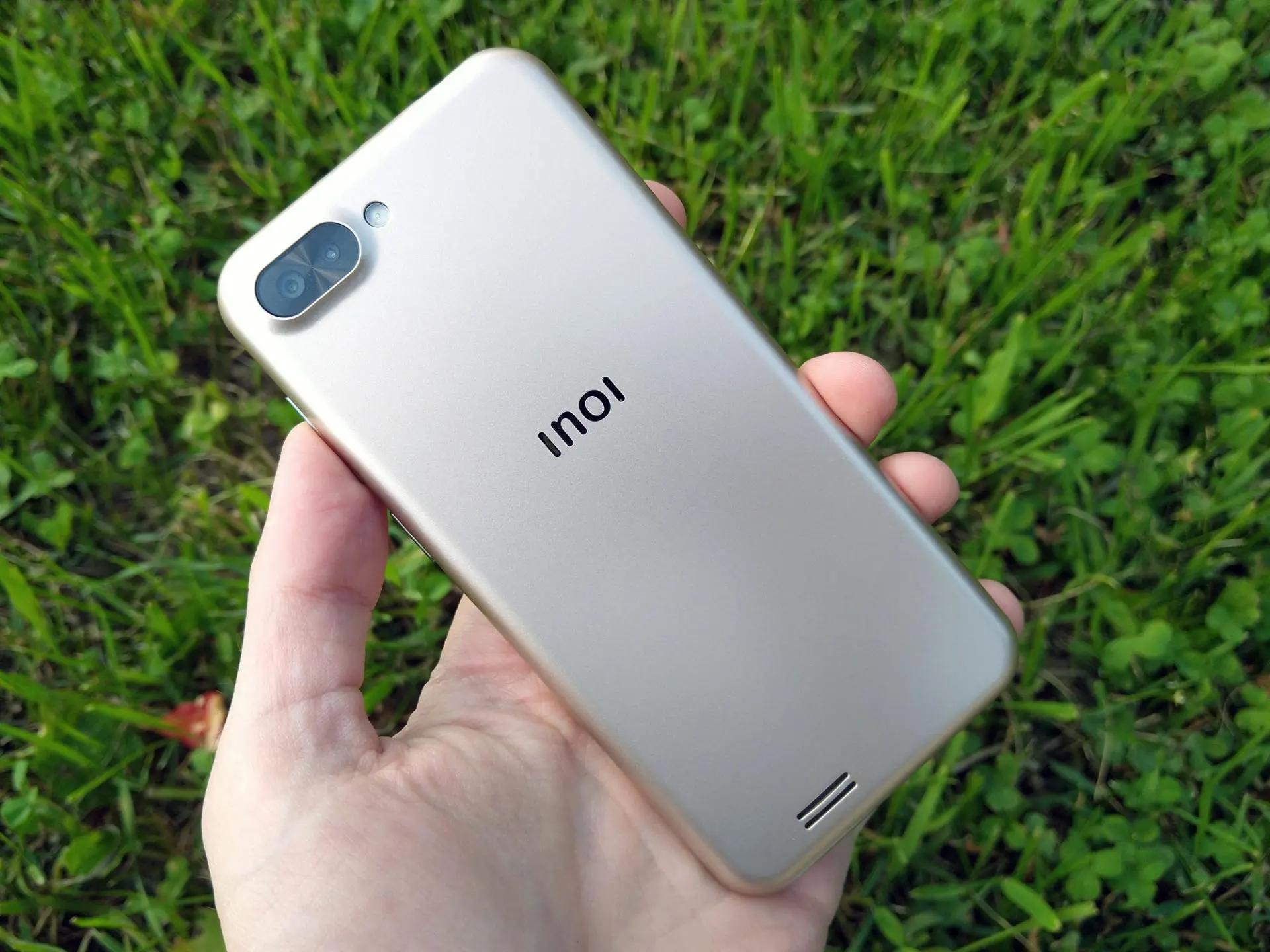 Обзор смартфона INOI kPhone