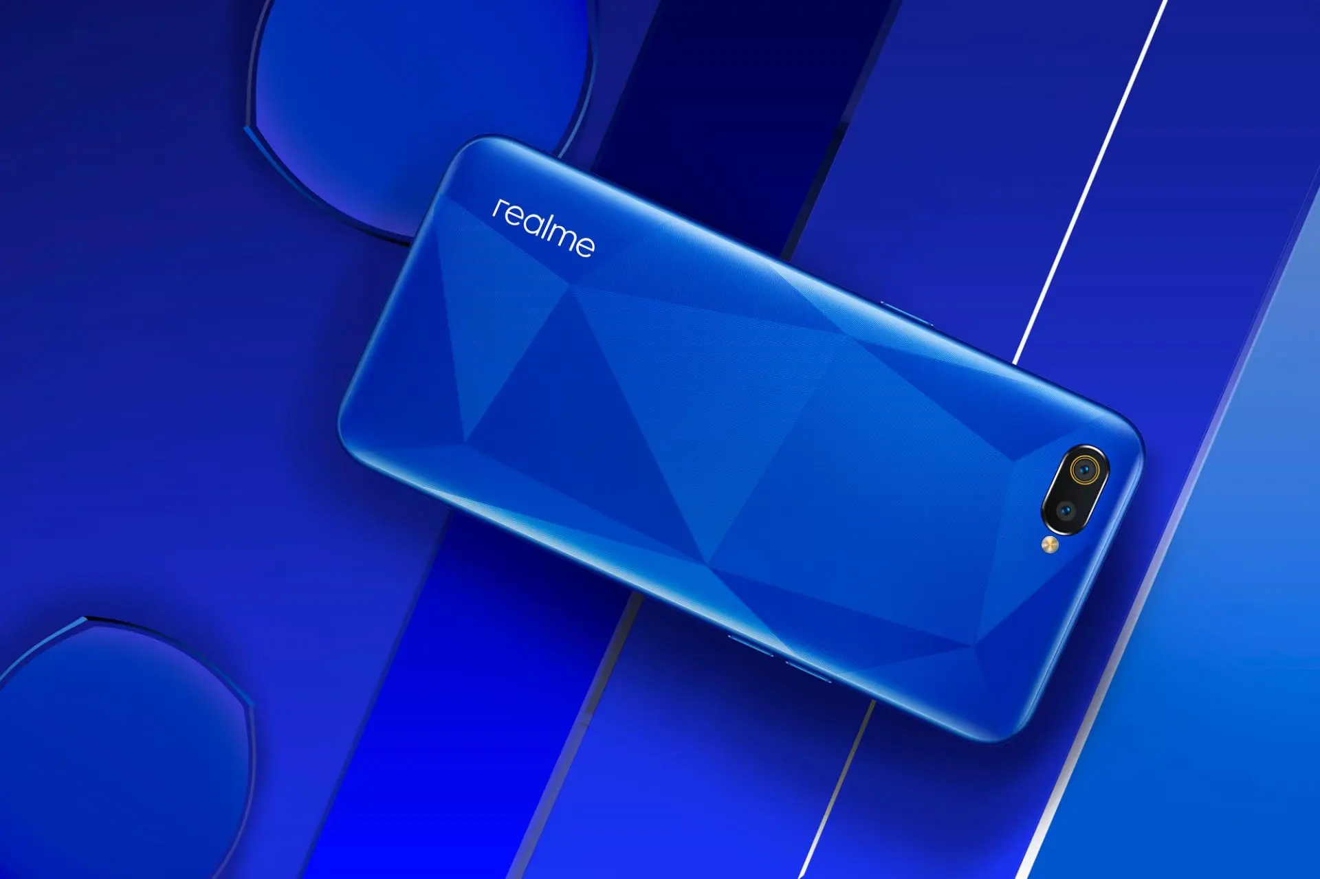 Дешевле Xiaomi и&nbsp;Honor — новые смартфоны Realme. Нужно успеть по&nbsp;скидке