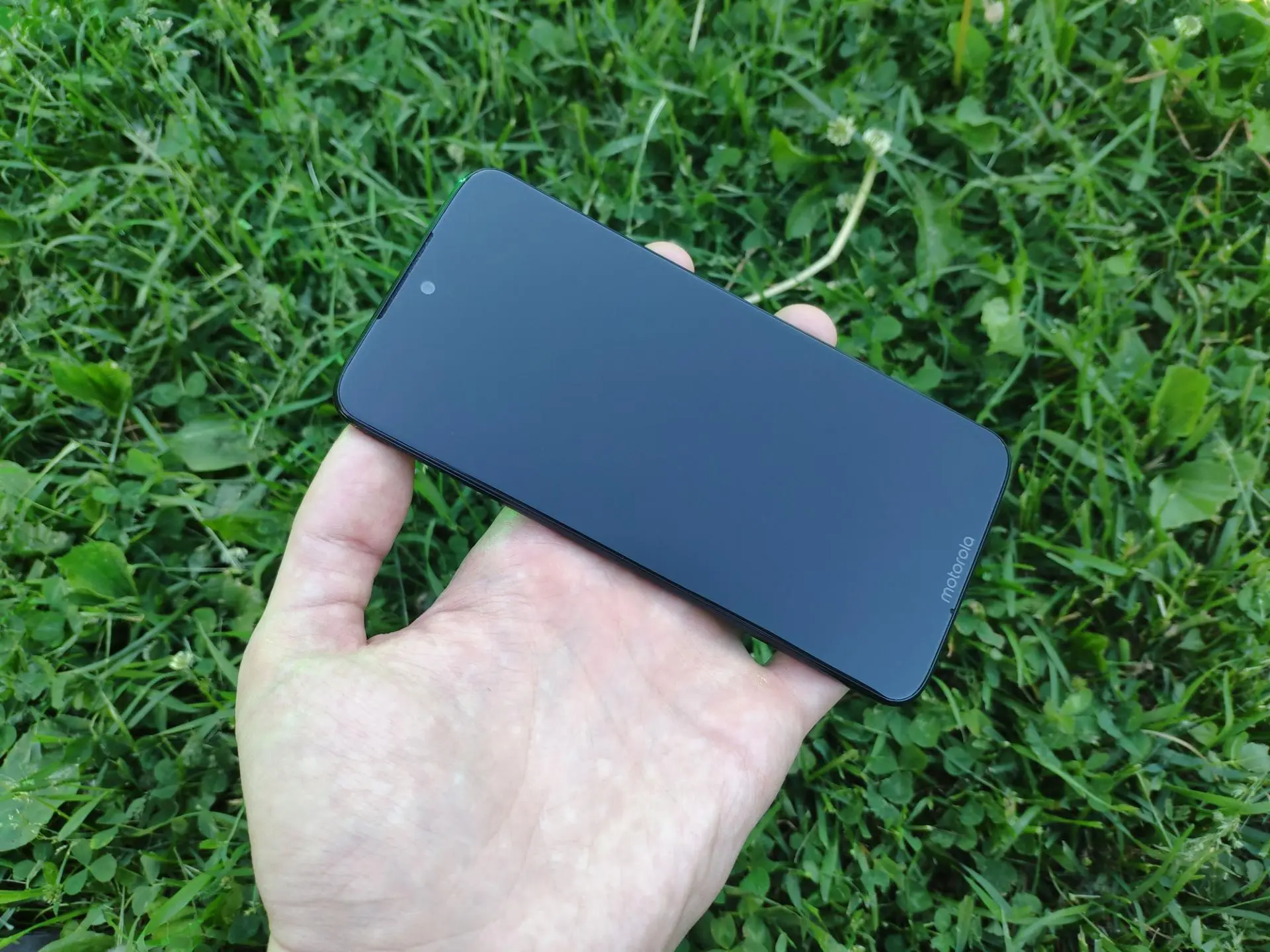 Обзор смартфона Motorola Moto G7 Plus