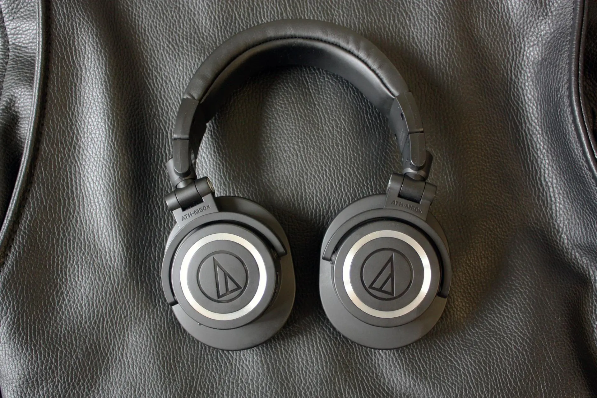 Обзор беспроводных наушников Audio-Technica ATH-M50xBT – легендарный звук