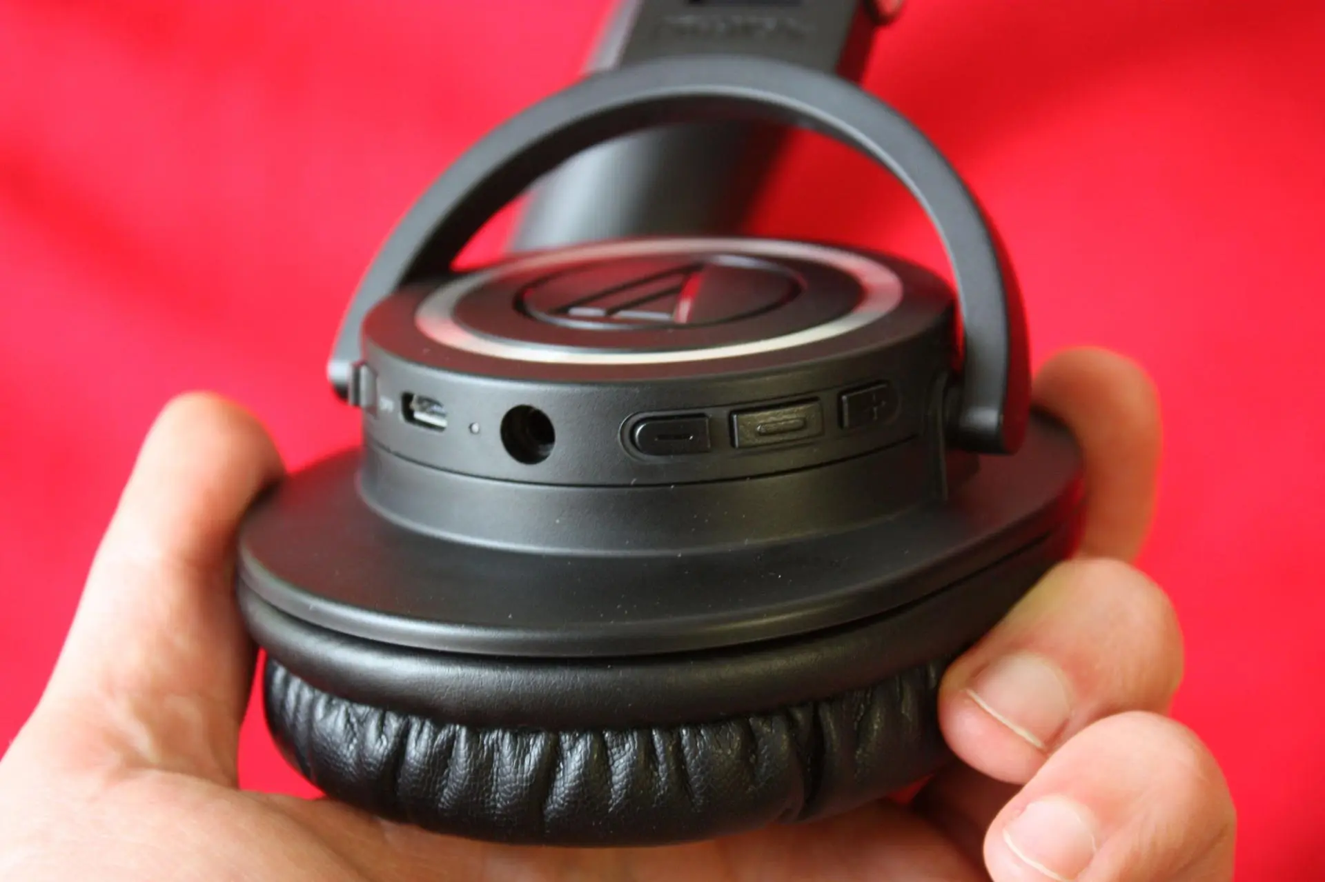 Обзор беспроводных наушников Audio-Technica ATH-M50xBT – легендарный звук