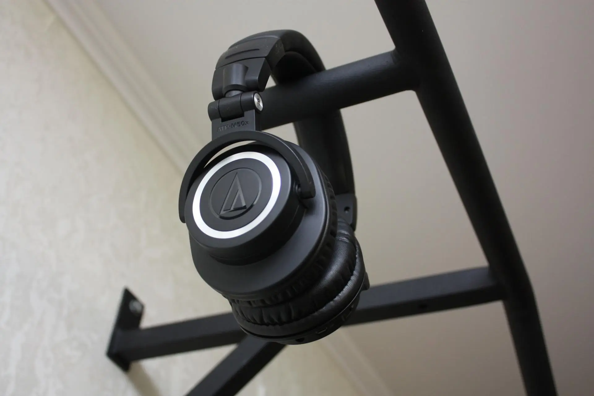 Обзор беспроводных наушников Audio-Technica ATH-M50xBT – легендарный звук