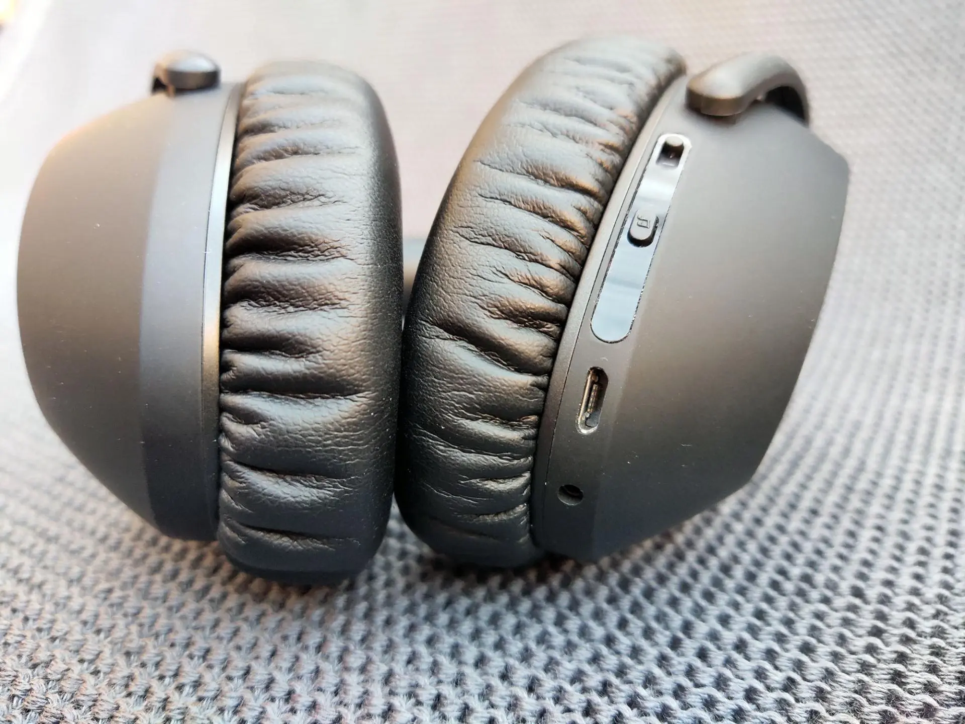 Обзор беспроводных наушников Sennheiser PXC 550-II Wireless