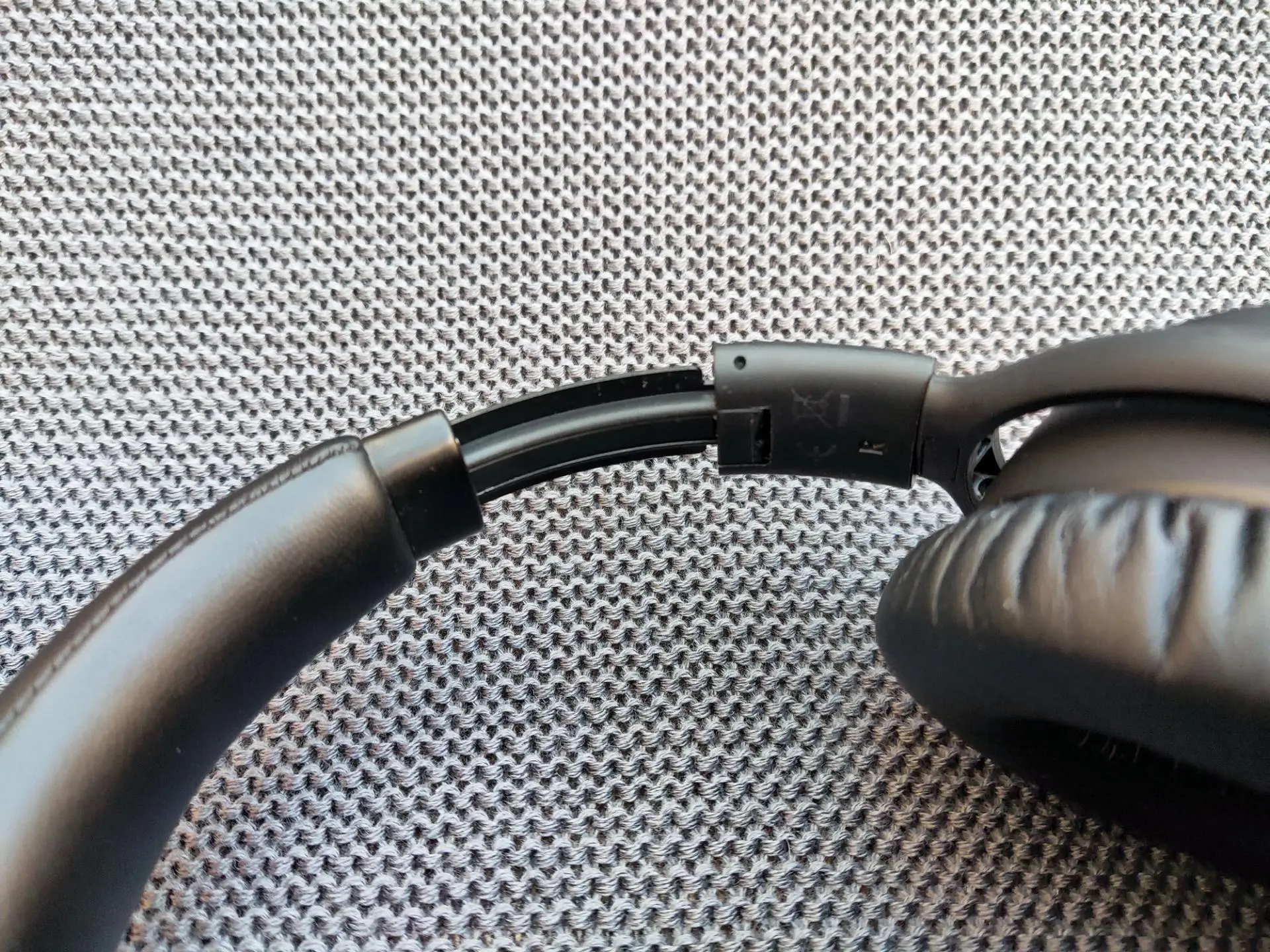 Обзор беспроводных наушников Sennheiser PXC 550-II Wireless