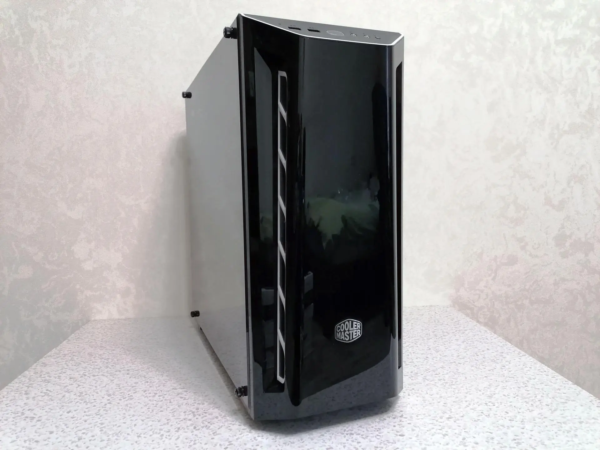 Обзор компьютерного корпуса Cooler Master MasterBox MB520 (MCB-B520-KANN-S02)