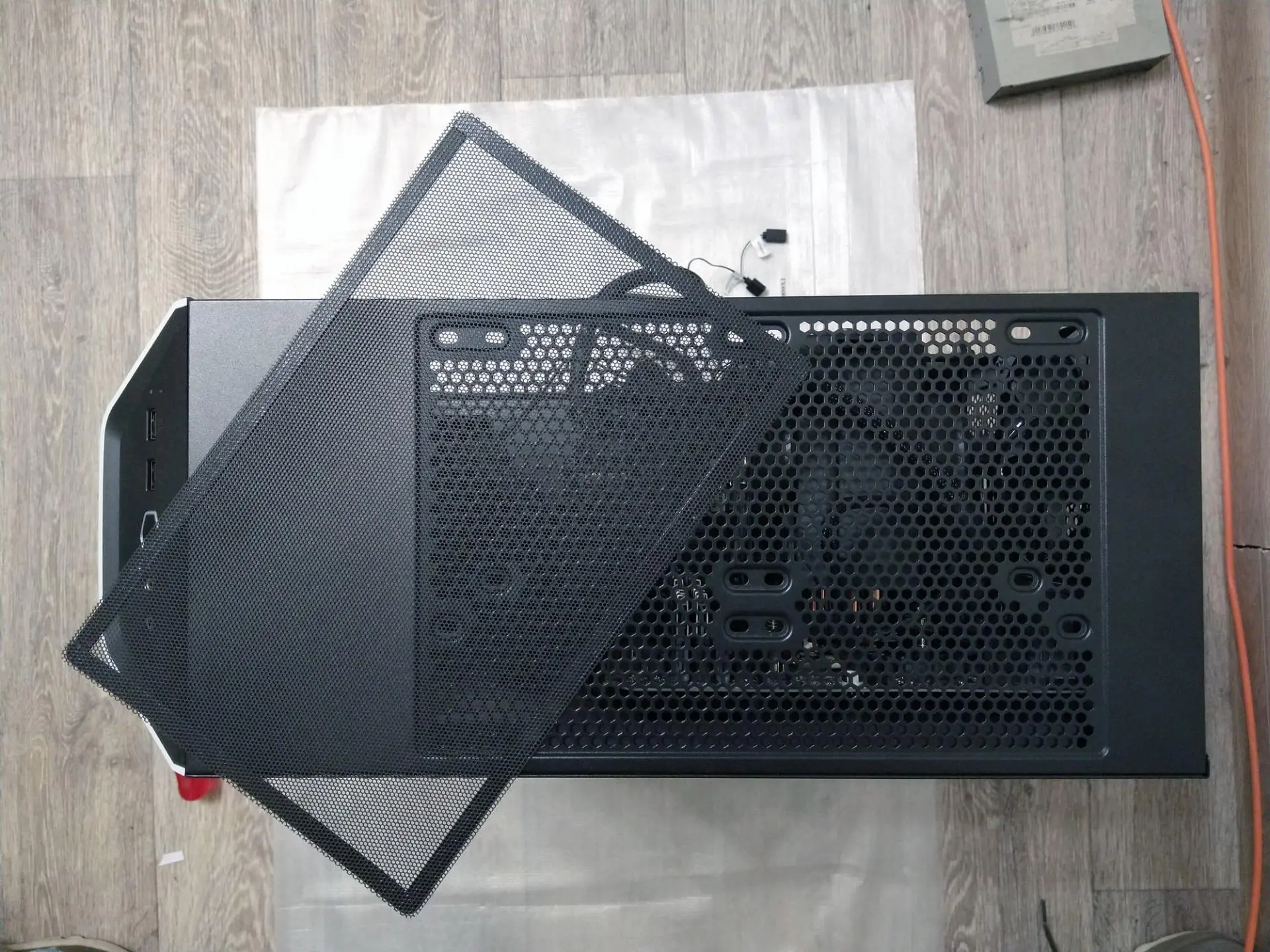 Обзор компьютерного корпуса Cooler Master MasterBox MB520 (MCB-B520-KANN-S02)