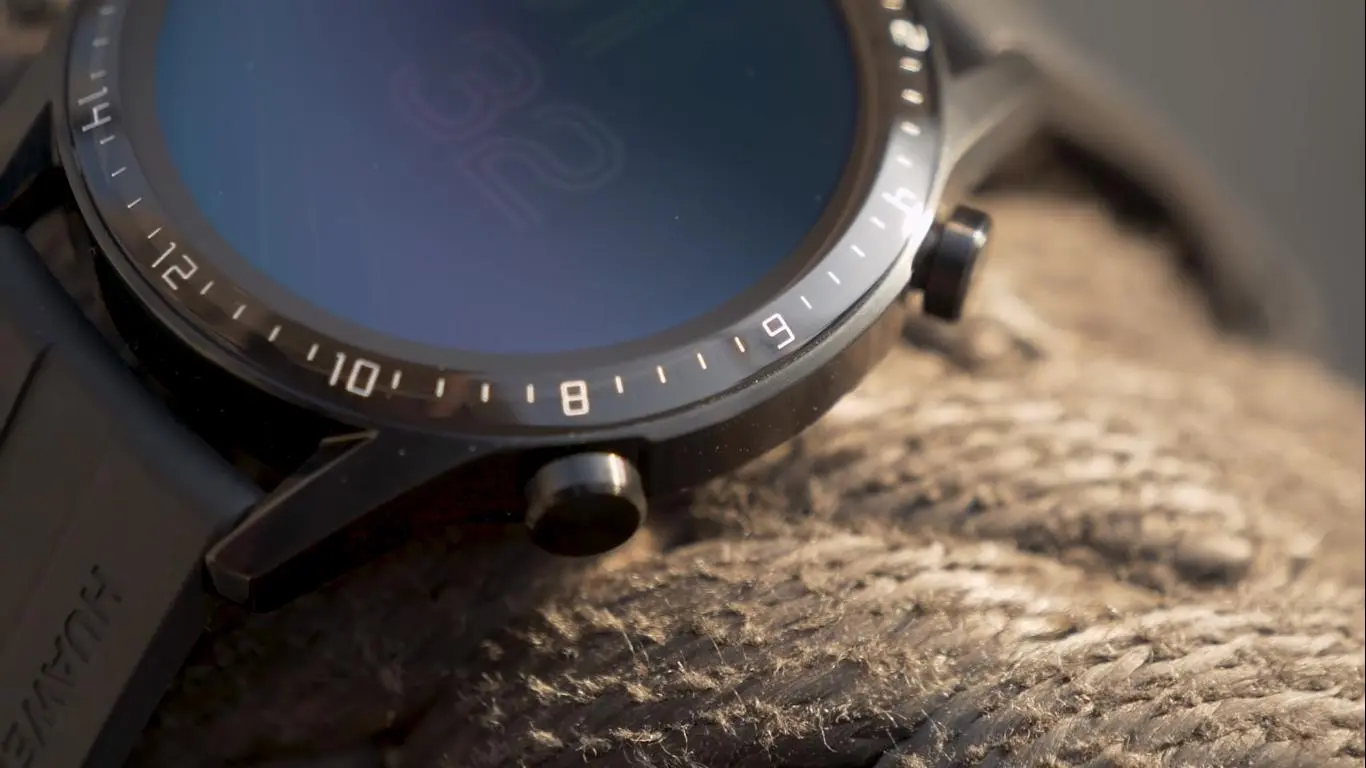 Полный обзор Huawei Watch GT 2 и сравнение с Amazfit GTR