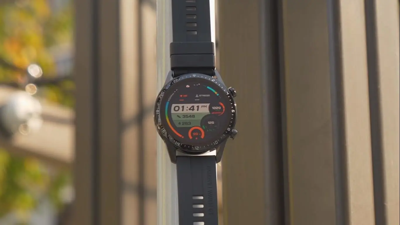 Полный обзор Huawei Watch GT 2 и сравнение с Amazfit GTR