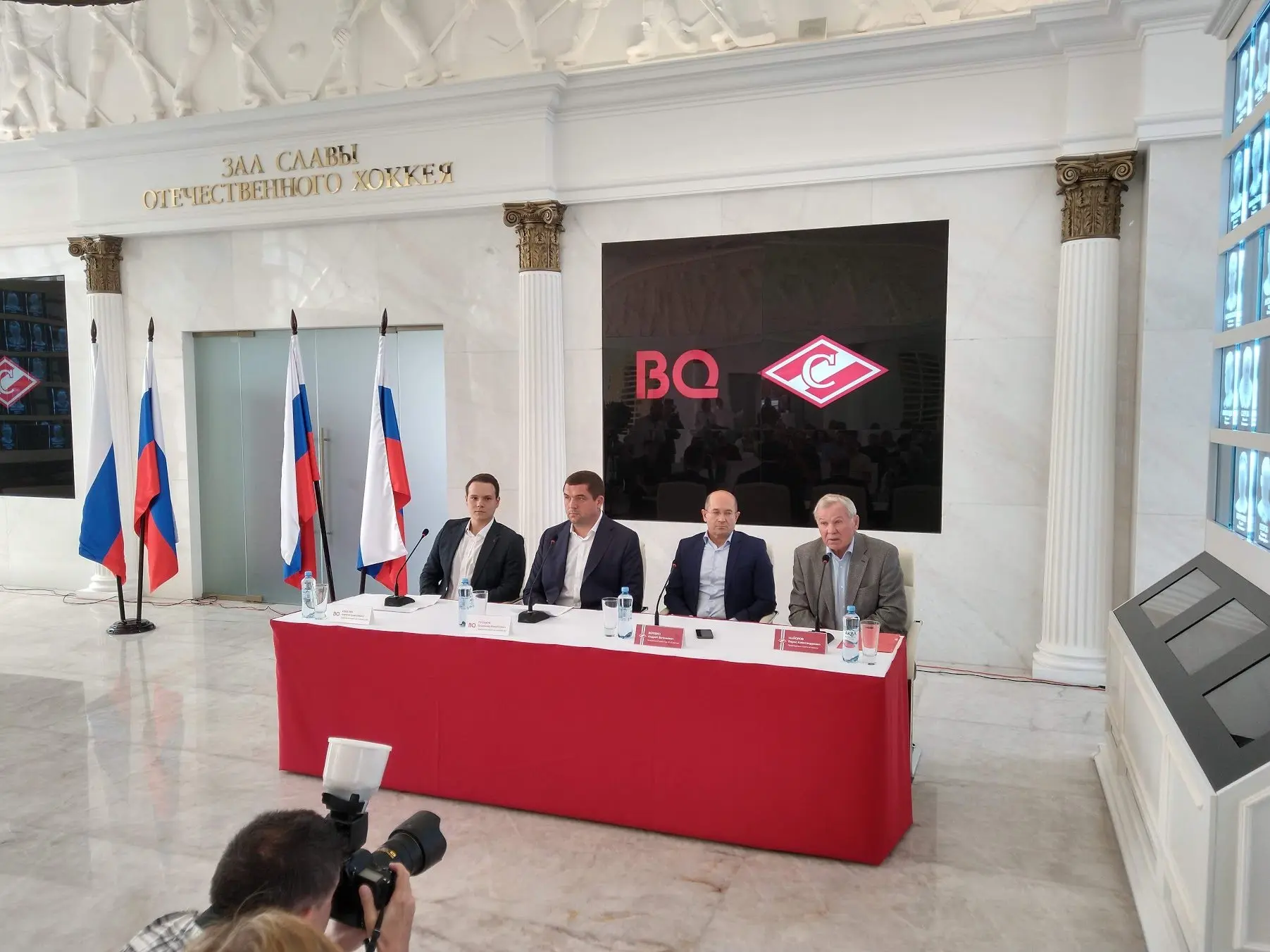 BQ и ХК Спартак объявили о партнёрстве