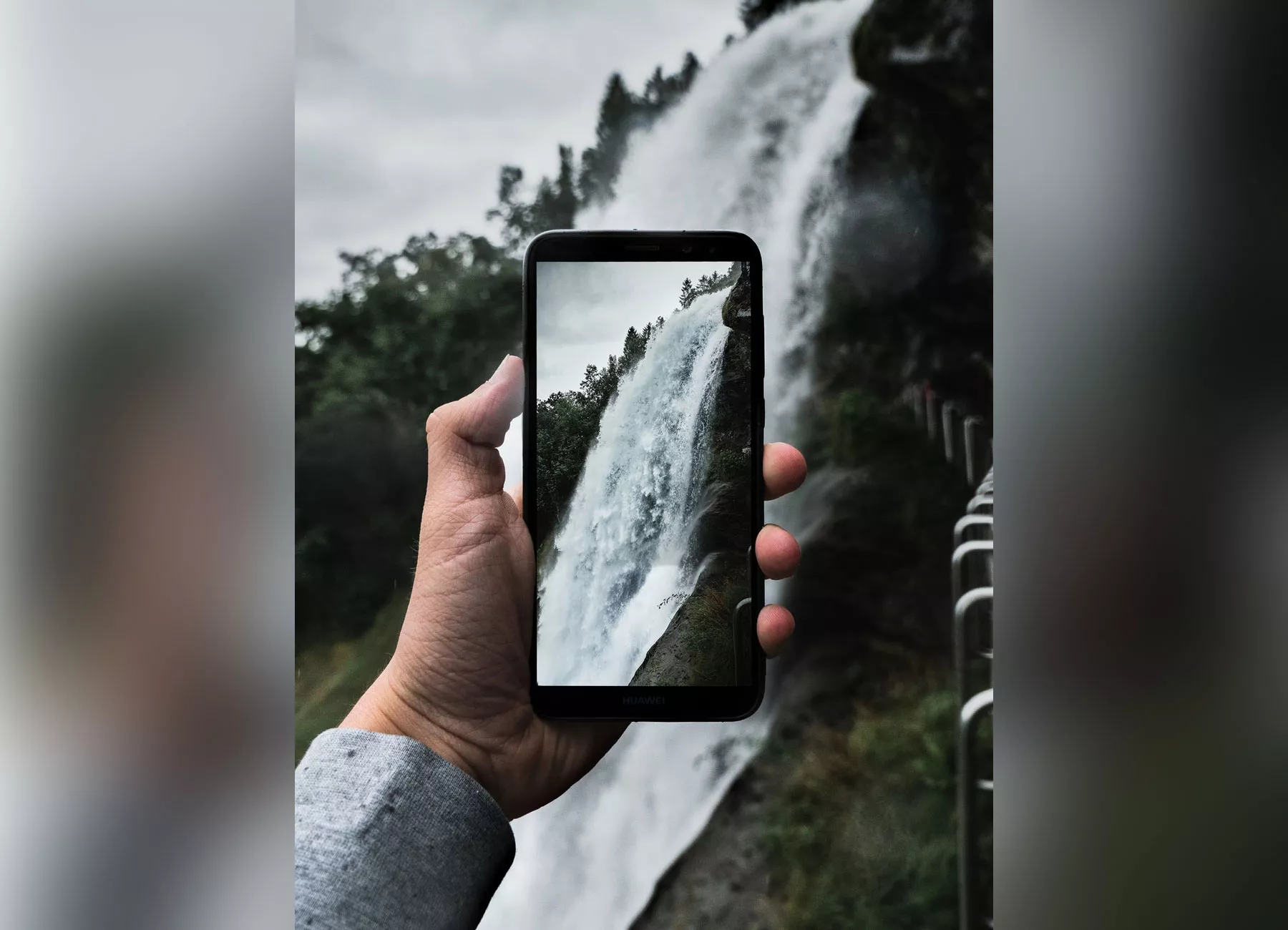 Xiaomi выбирает, как лучше обновить приложение камеры в MIUI 12