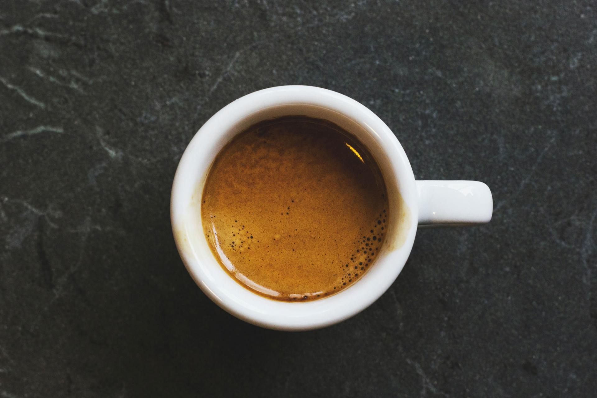 Действительно ли эспрессо лучше чёрного кофе? Разъяснение различий
