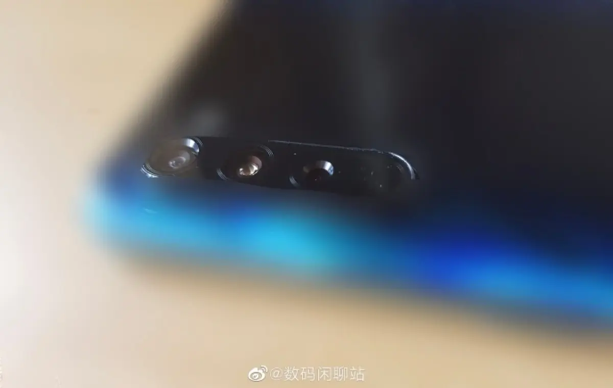 Xiaomi Mi&nbsp;10 порвал остальные смартфоны в&nbsp;тестировании AnTuTu