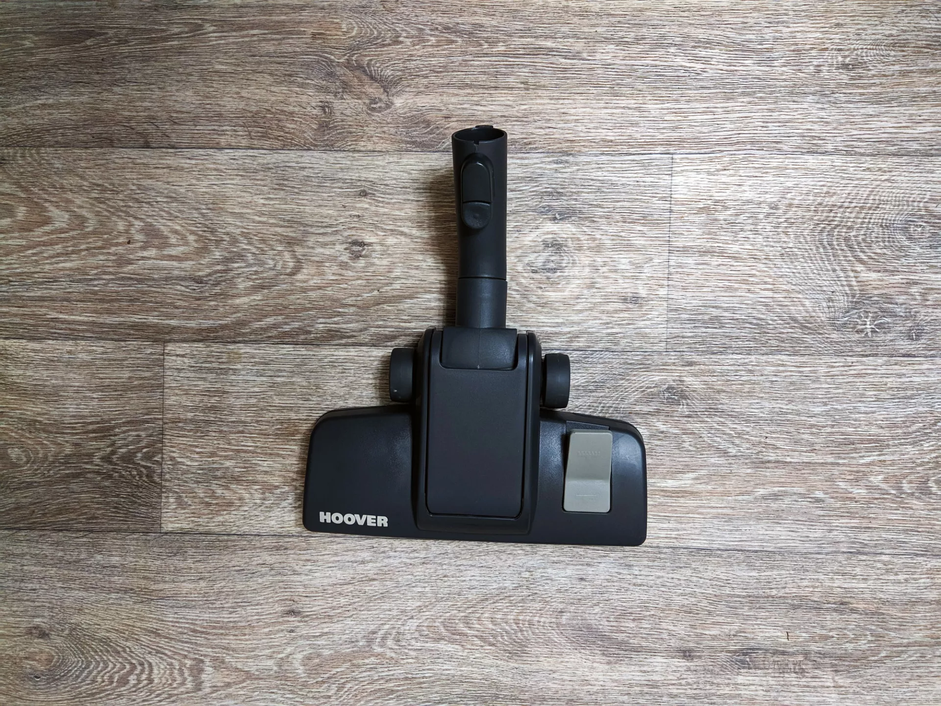 Тест-драйв пылесоса Hoover TRE1 420 019 RUSH EXTRA