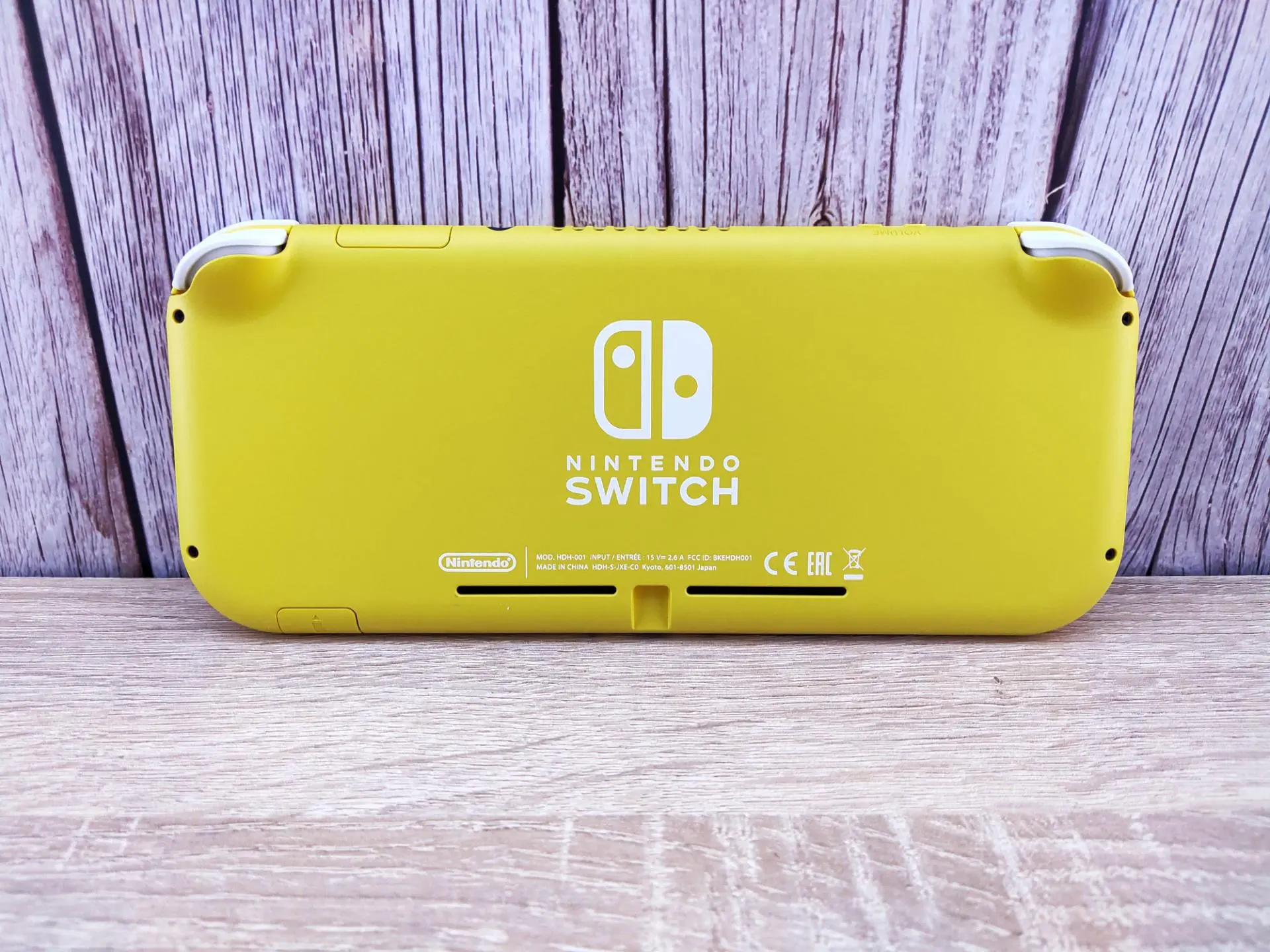Обзор портативной игровой приставки&nbsp;Nintendo Switch Lite