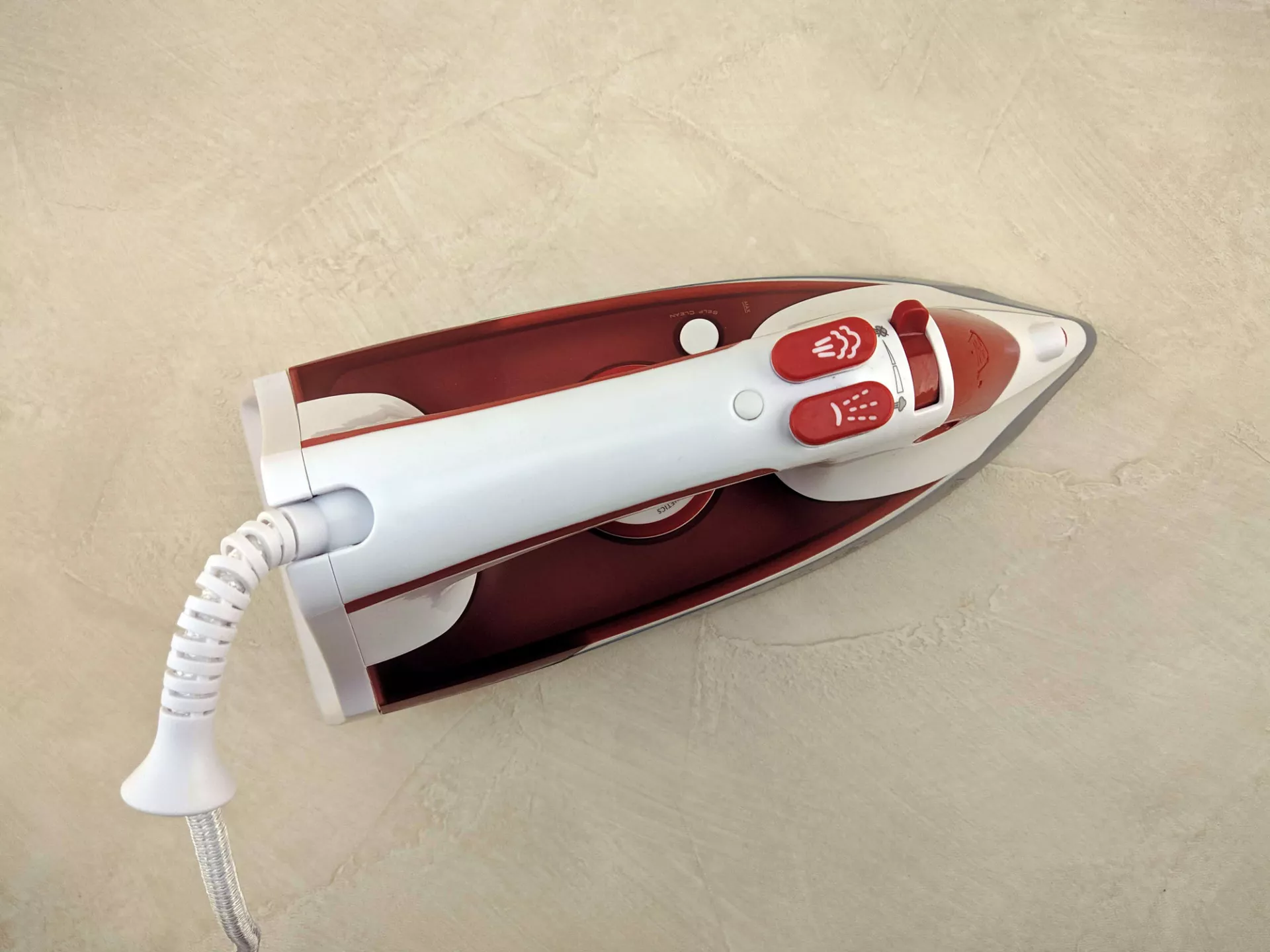 Тест-драйв утюга Hoover TIM 2500