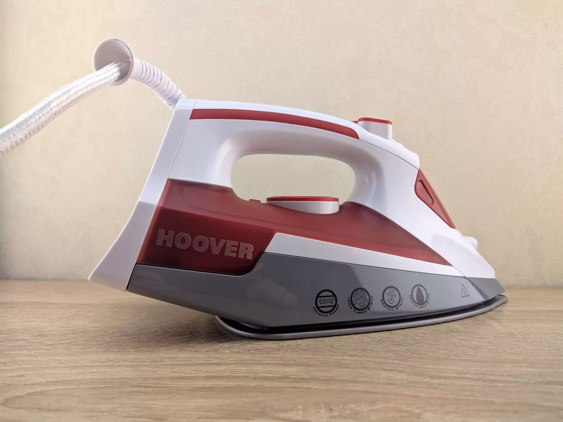 Тест-драйв утюга Hoover TIM 2500
