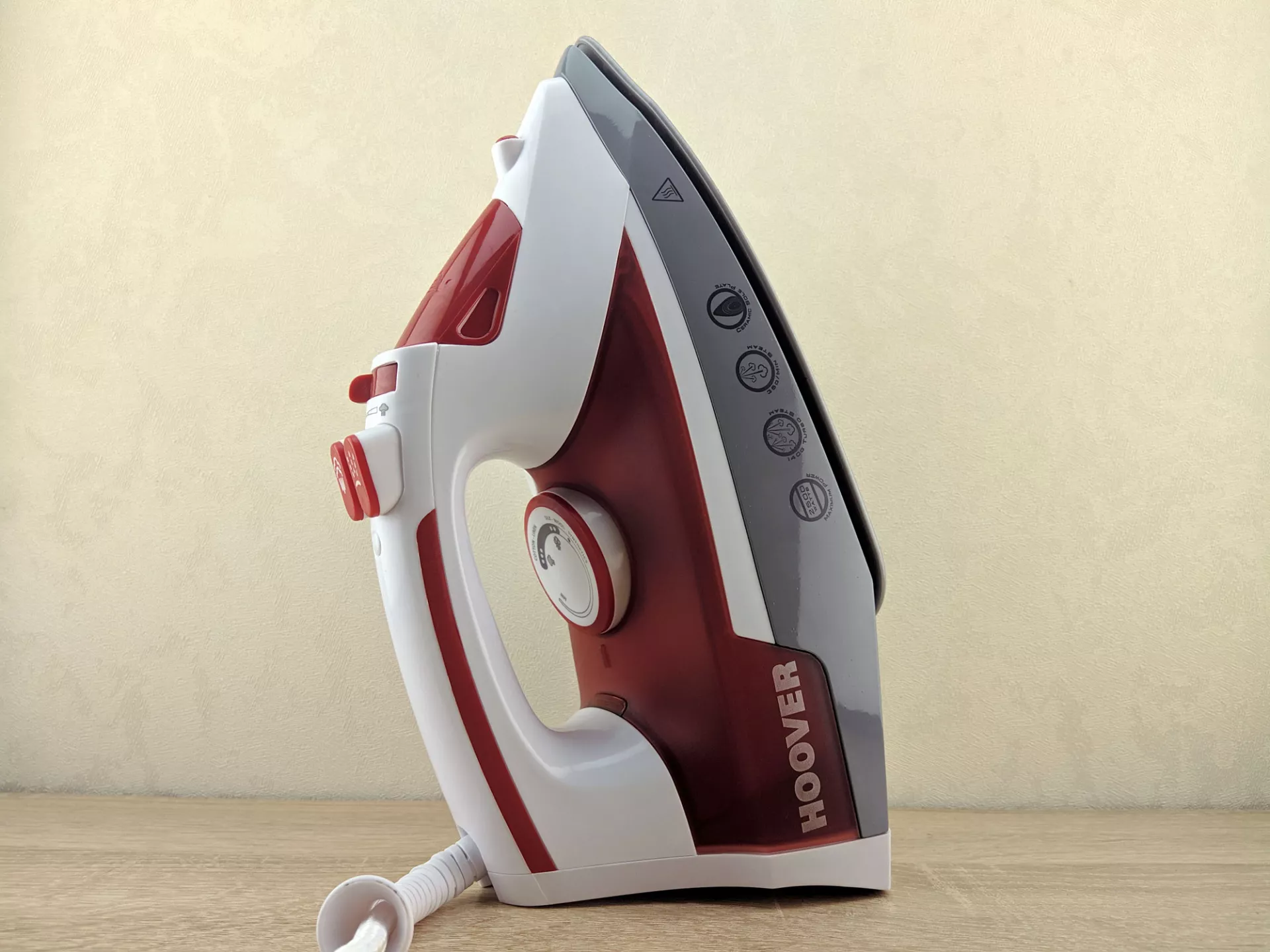 Тест-драйв утюга Hoover TIM 2500
