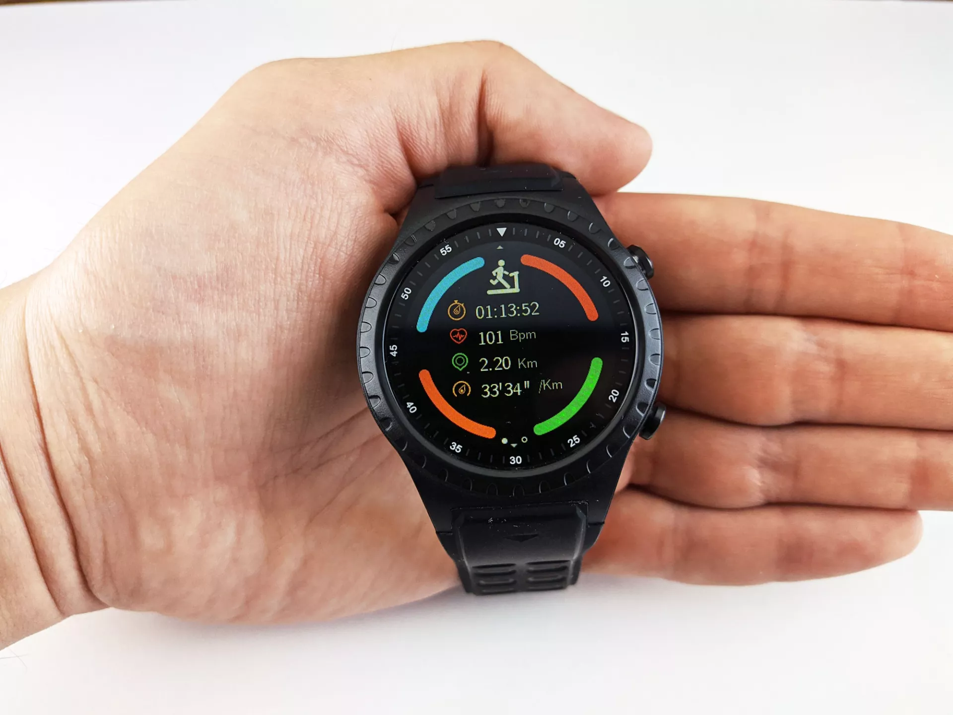 Тест-драйв умных часов GEOZON Sprint