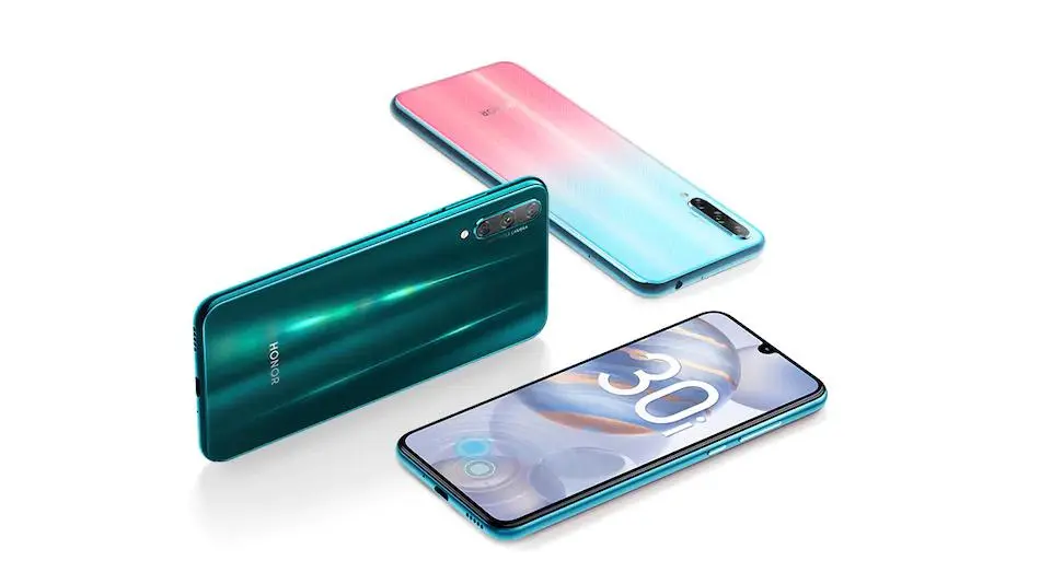 Honor 30i подозрительно похож на старые модели Huawei и Honor. Дебютирует в России