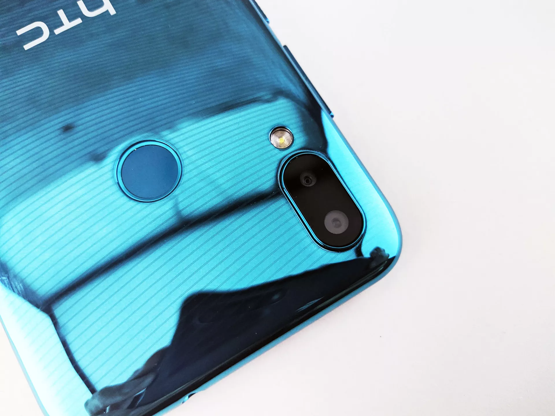 Тест-драйв смартфона HTC Wildfire E2