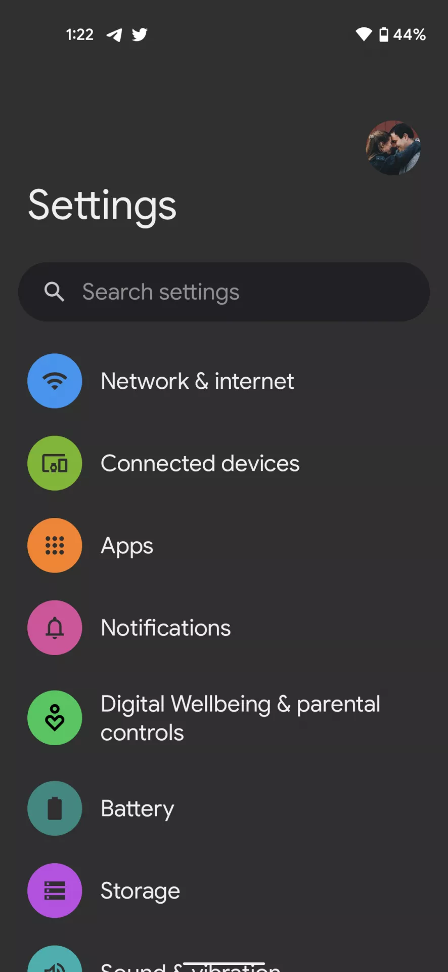 Android 12 DP3: меню настроек с обновленным дизайном и анимацией отскока по умолчанию