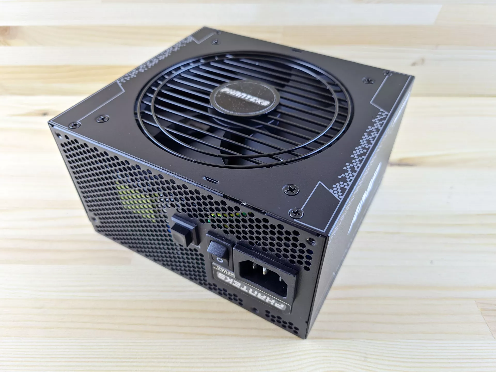 Тест-драйв блока питания Phanteks AMP 750W 80 Plus Gold