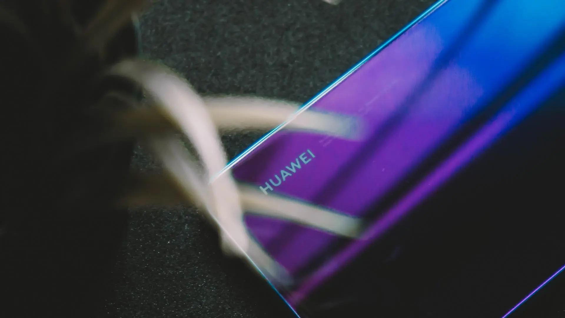 Не все смартфоны Huawei получат свежую EMUI
