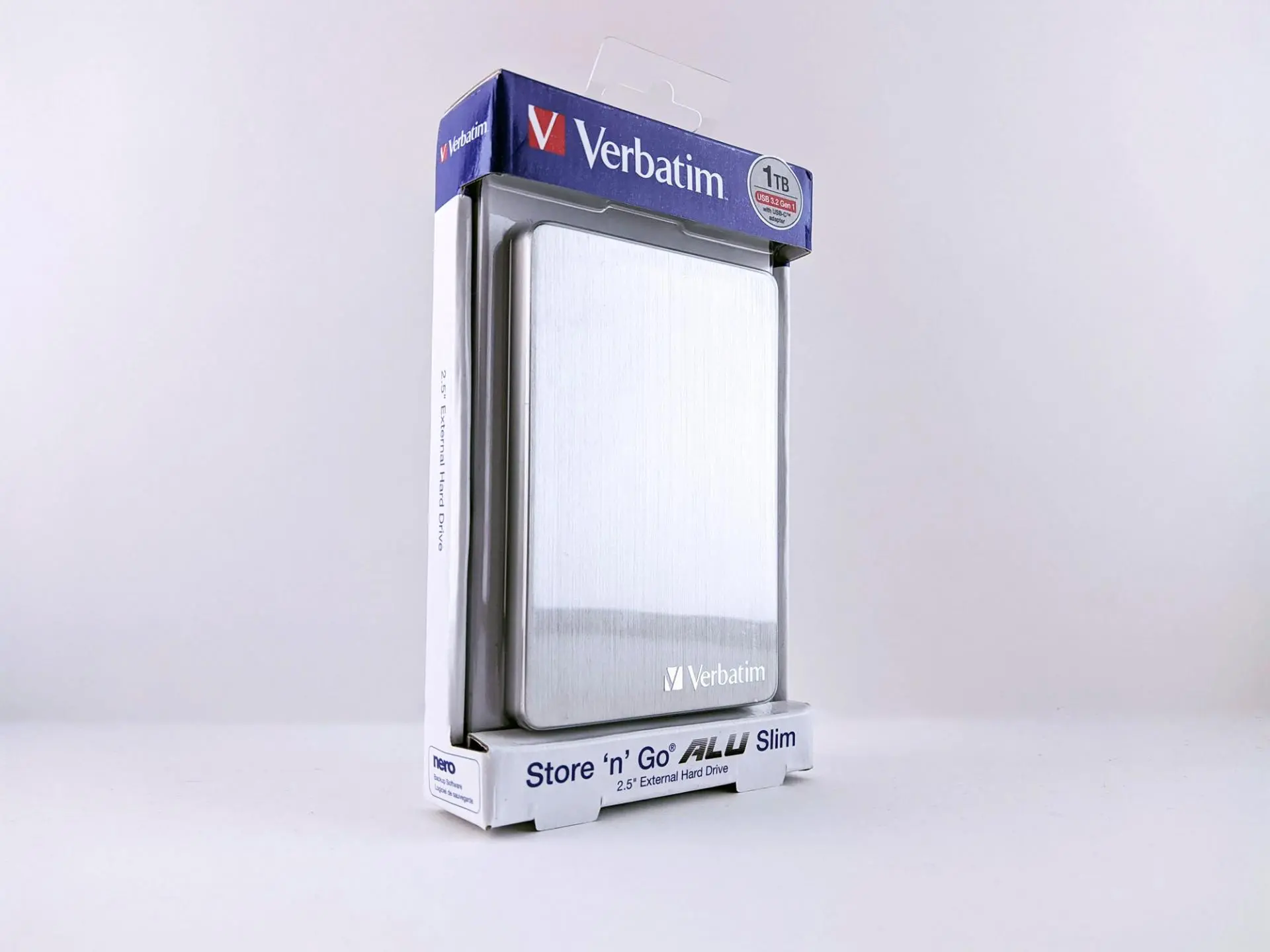 Тест-драйв портативного жёсткого диска Verbatim Store-n-go Alu Slim