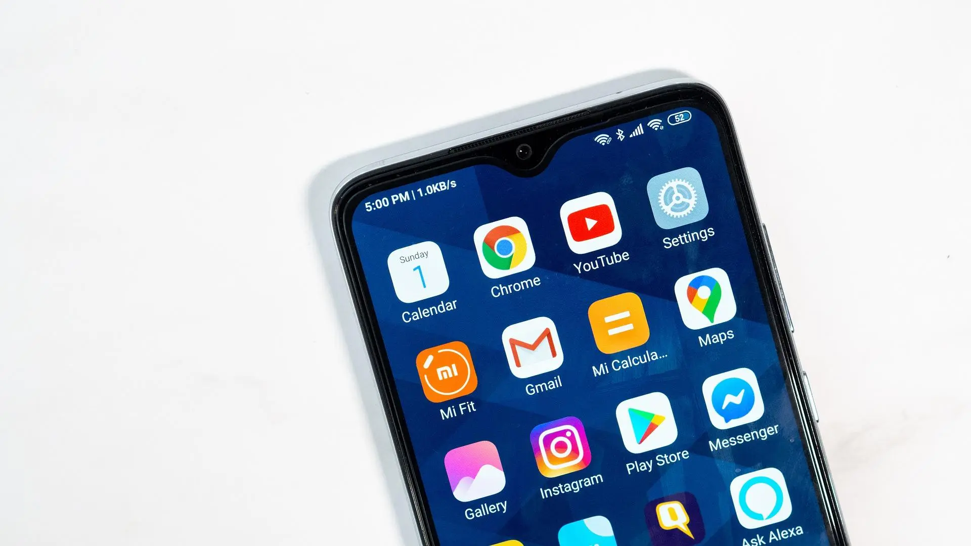 Какие российские приложения будут предустанавливать на смартфоны? Есть в них что-то хорошее?