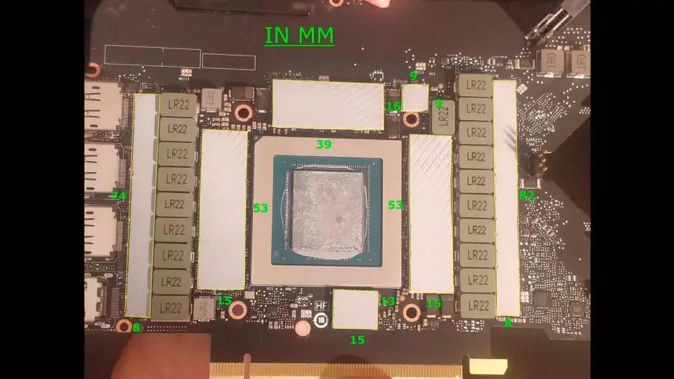 GeForce RTX 3090 удалось охладить на 25 градусов простой модификацией